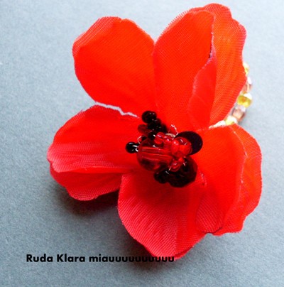 makowy pierścionek ruda klara