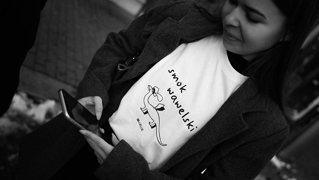 t-shirt damskie Koszulka biała "Smok Wawelski"