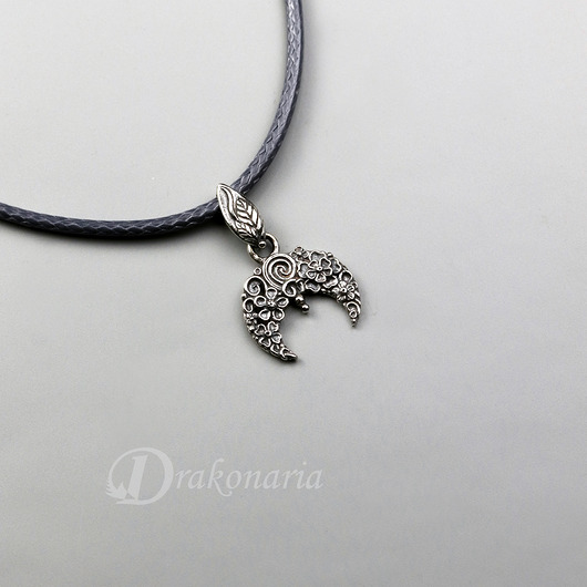 wisiory Lunula w kwiatach - mini wisiorek