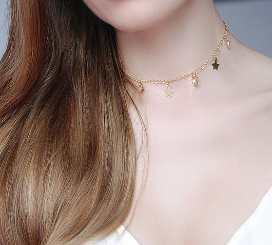 Choker - łańcuszek z gwiazdkami i kryształkami  Coccola JEWELLERY