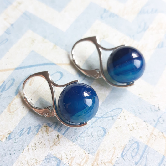 Kule niebieskiego agatu Ikati Jewellery