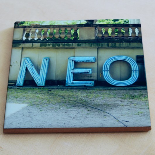 podstawka ceramiczna - Neon Neo Ledon