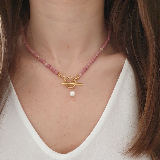 różowy naszyjnik z rodonitu LEI handmade 