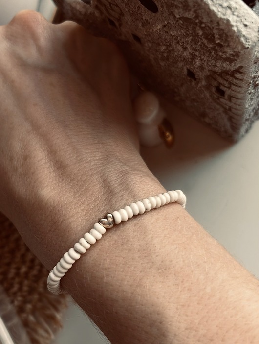 bransoletki - inne Równowaga  - Amuletka z Howlitem