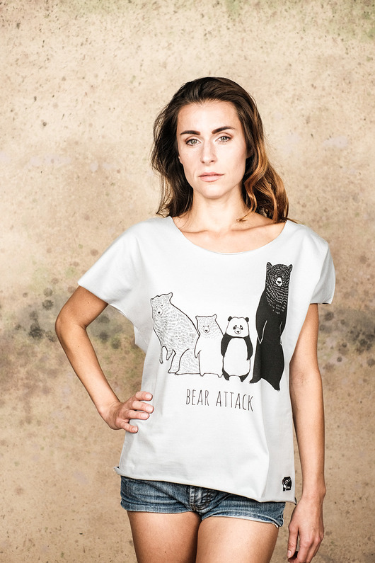 t-shirt damskie Bluzka BEAR ATTACK