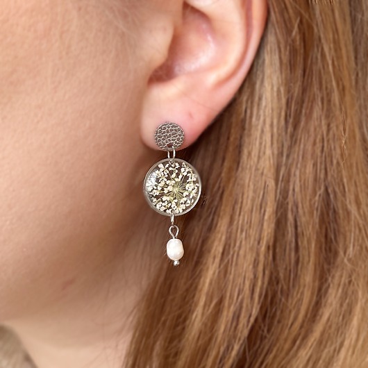 kolczyki z żywicy Kolczyki z kwiatami, prezent urodzinowy