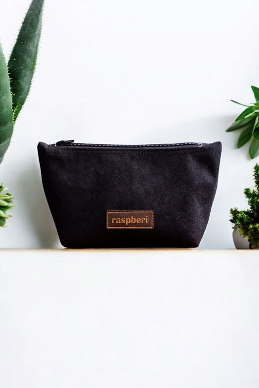 kosmetyczki Czarna kosmetyczka MIDI z nubuku