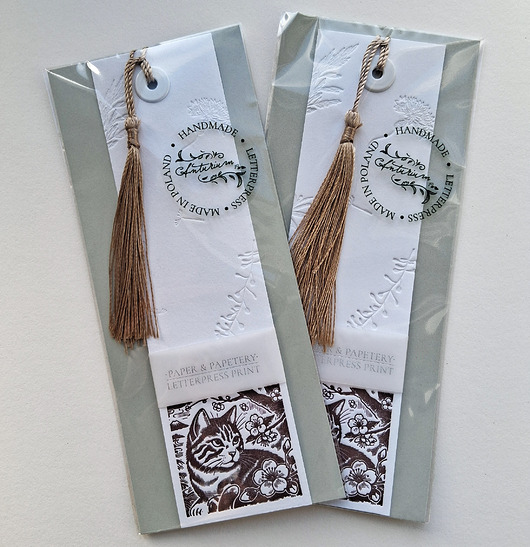 zakładki do książek Zakładka do książek/ Kot / Chwost / Nit / Tłoczone / Letterpress