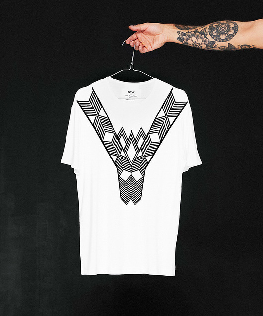 West Konyak white Men's T-shirt SELVA