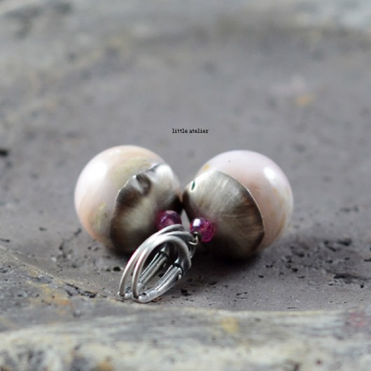 opal w sukience little atelier