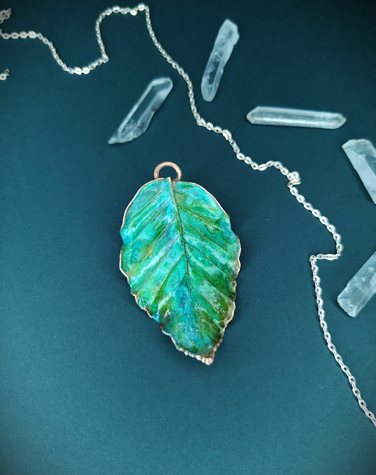 wisiory Wisior Liść Buka- mądrość i odwaga