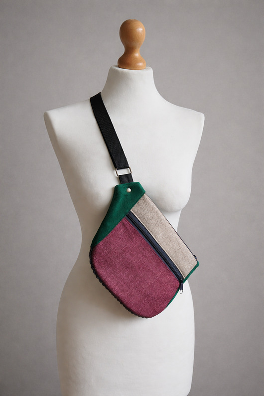 saszetka nerka Damska nerko-torebka.