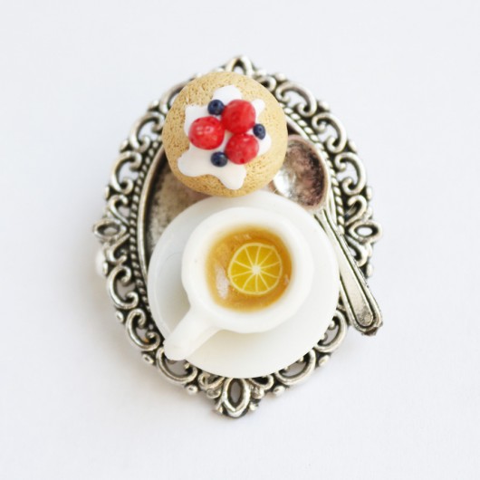 Afternoon tea broszka Lemon Lovely
