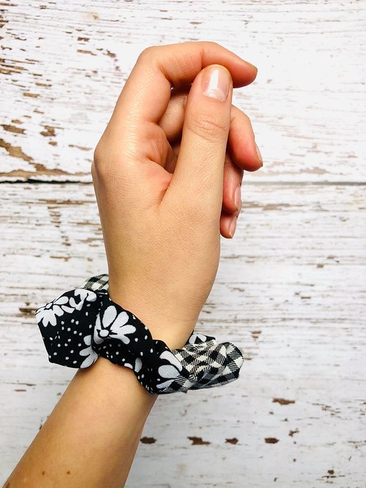 gumki do włosów Pela' SCRUNCHIE " Stokrotka  " gumka do włosów