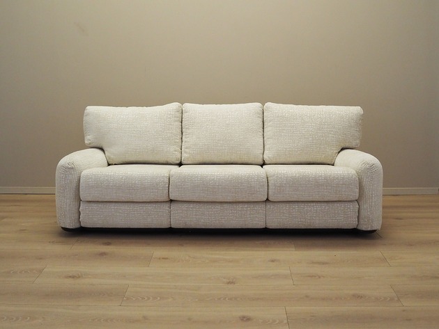 sofy i szezlongi Sofa biała, włoski design, lata 70, produkcja: Włochy