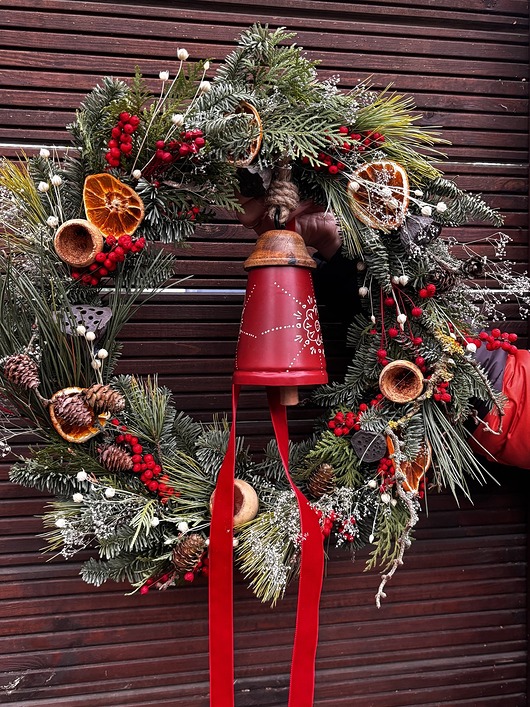 wianki bożonarodzeniowe Wianek świąteczny naturalny czerwony dzwonek