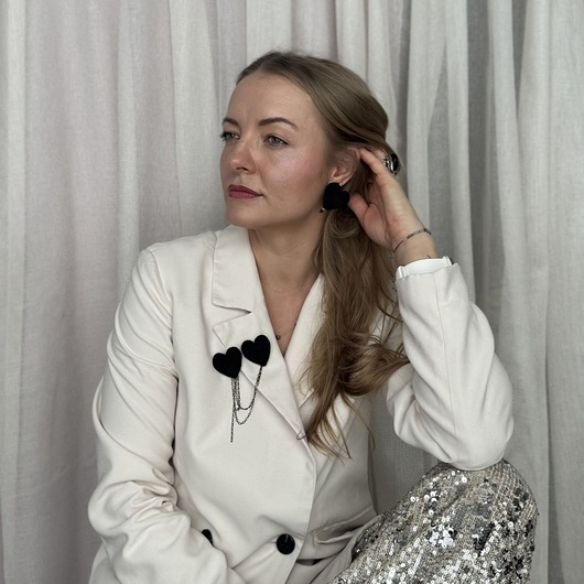 broszki Broszka dwa serca czarne