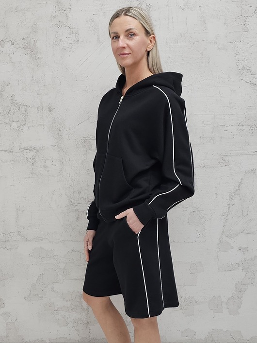 komplety damskie Dita komplet bluza na zamek i spodenki z lamówkamii Black