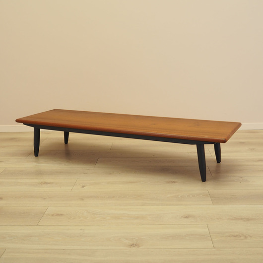 stoliki kawowe Lowboard tekowy, duński design, lata 70, produkcja: Dania