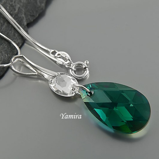 kryształ Swarovski Emerald AB lux long - wisior yamira