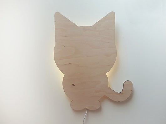 Drewniana lampka nocna Kotek Dream Woods