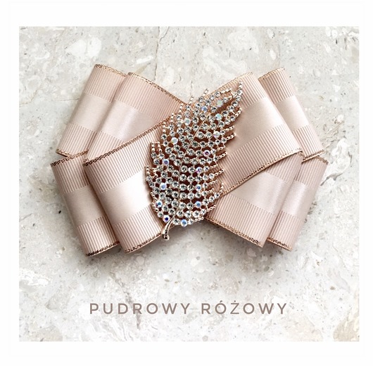 broszki Brosza z Cudownym Liściem NEW