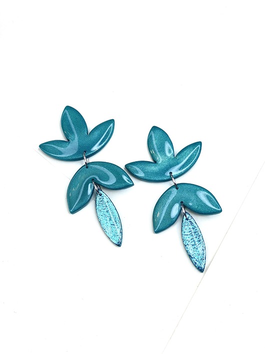 kolczyki z masy plastycznej Wiszące kolczyki FIESTA morski