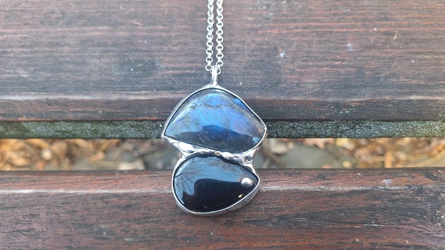 wisiory Czarny z niebieskim - wisiorek