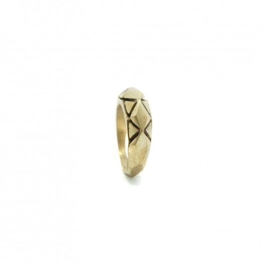 LABEL BIG ring / satin brass Filimoniuk