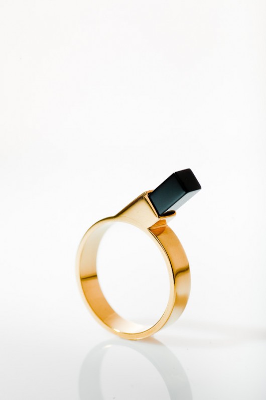pierścionek z kolekcji EDGY/ Royal/ Daria Siwiak Jewellery