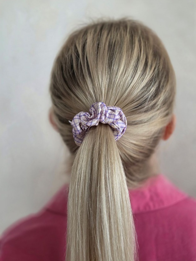 gumki do włosów Gumka jedwabna, scrunchie, wild lavender check MINI