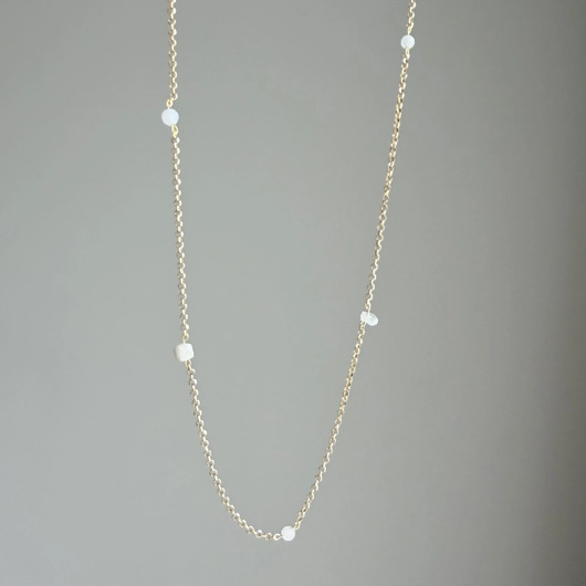 korale Naszyjnik z kamieni naturalnych Peonia