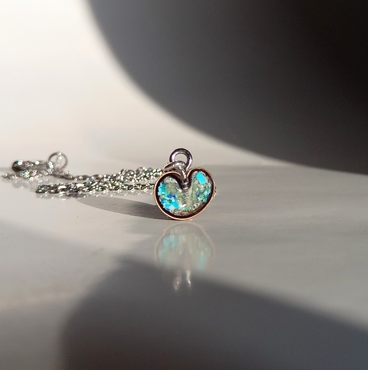 wisiory Wisiorek z pestki baobabu z turkusem