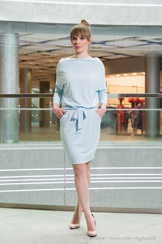 Sukienka HIT Dresowa Mała BŁĘKITNA OTTAVIANO Dominika Mlynczak