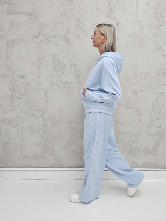 komplety damskie Lucia komplet z rozpinaną bluzą i szerokimi spodniami Baby Blue