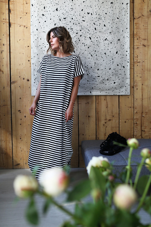 Jusia - Sukienka Maxi - Shortsleeve Nubee