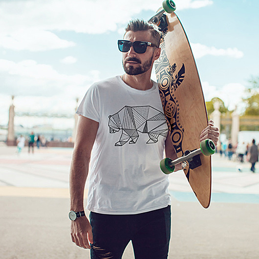 Niedźwiedź kreski męski tshirt koszulka biała ONE MUG A DAY