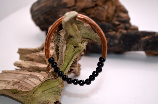 bransoletki - inne Bransoletka miedziana handmade z koralikami: onyx