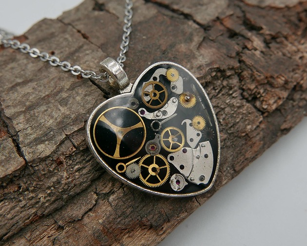 wisiory Mechaniczne serce 16