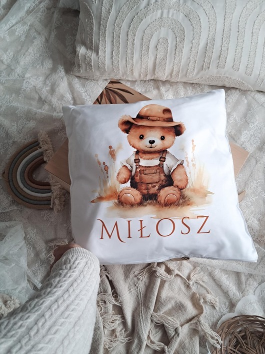 poduszki do pokoju dziecka PODUSZKA MIŚ W KAPELUSZU z metryczką, chrzest, narodziny, roczek