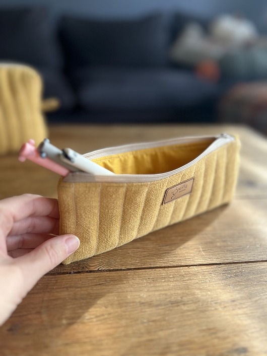 piórniki Piórnik lniany - musztarda