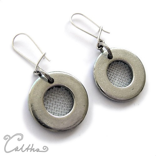 metal Caltha