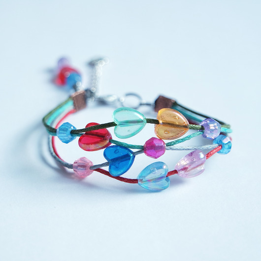 bransoletki na sznurku Bransoletka - Serduszka - sznureczki - dla dzieci