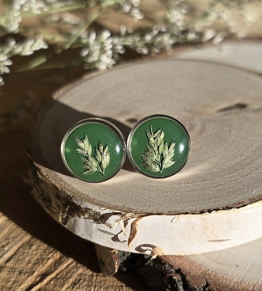kolczyki z żywicy Wieczne kwiaty wkręty z kwiatami kolczyki srebrne zielone zboża