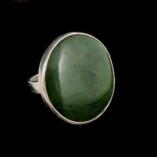 pierścionki srebrne Pierścionek Nefryt ze szkatuły babci
