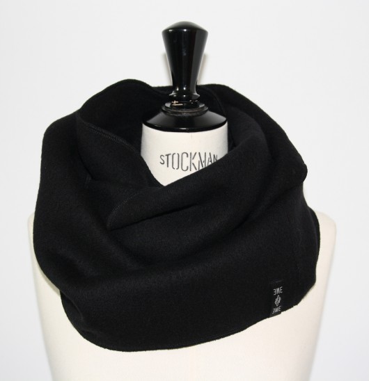komin / black cashmere EWE EME