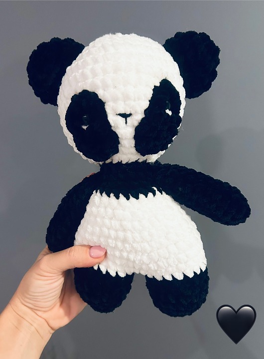 misie i maskotki Panda na szydełku