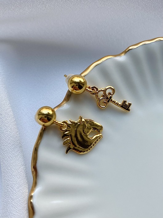 kolczyki pozłacane Asymetryczne kolczyki ze srebra złoconego Fairy-tale