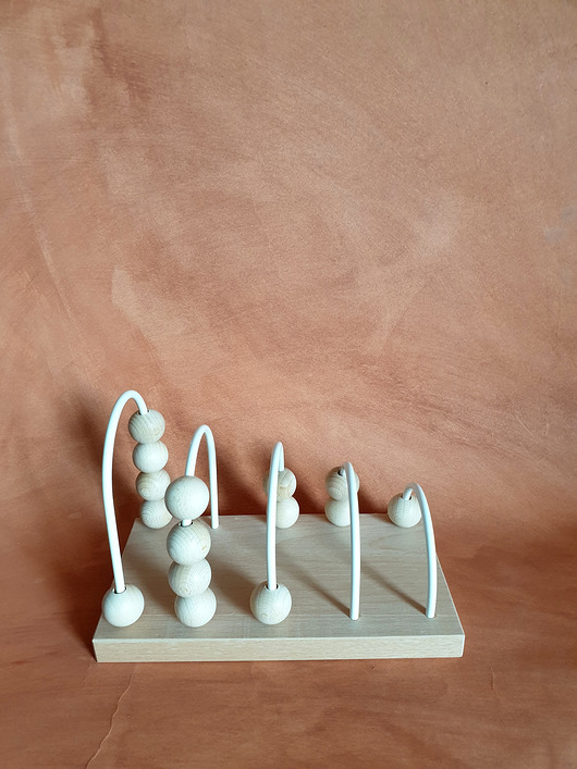 klocki i zabawki drewniane Drewniana przekładanka liczydło czarne