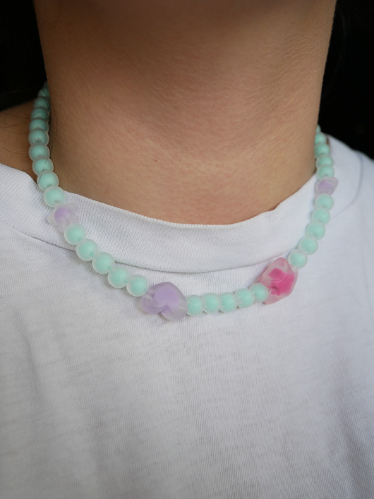 chokery Miętowy naszyjnik choker z koralików gwiazda i serce